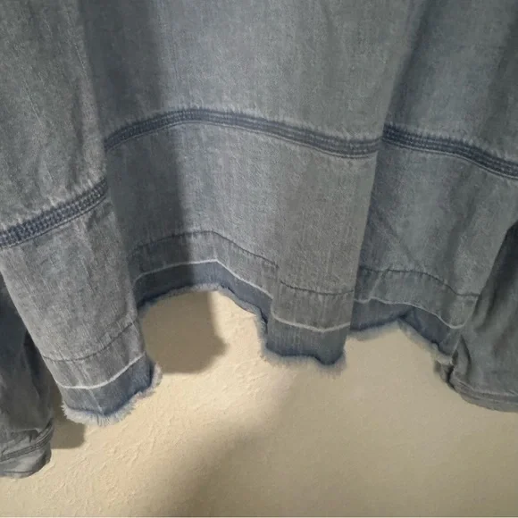 Free People We The Free Jude Denim Pullover Indigo Size Medium - Picture 7 of 11